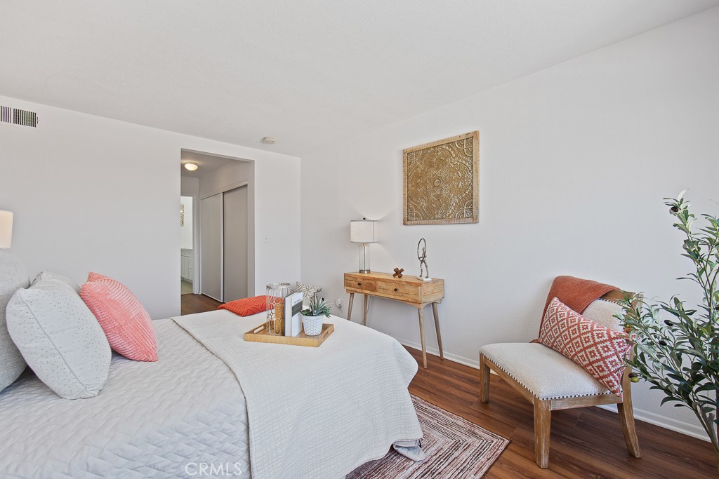 2599 Walnut Avenue 331