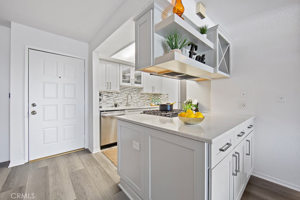 2599 Walnut Avenue 331