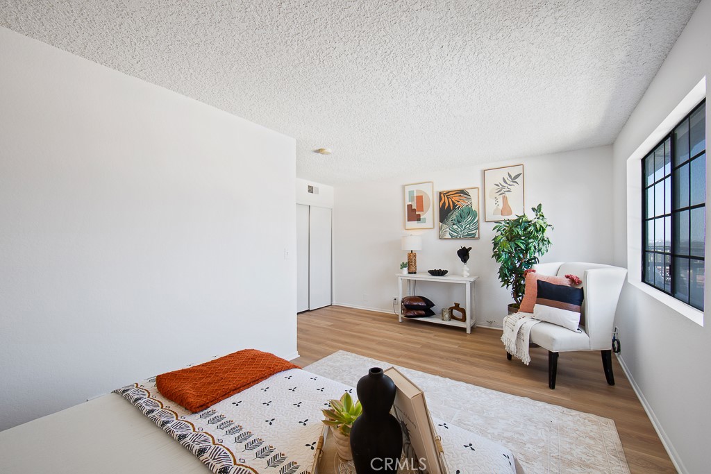 2599 Walnut Avenue 331