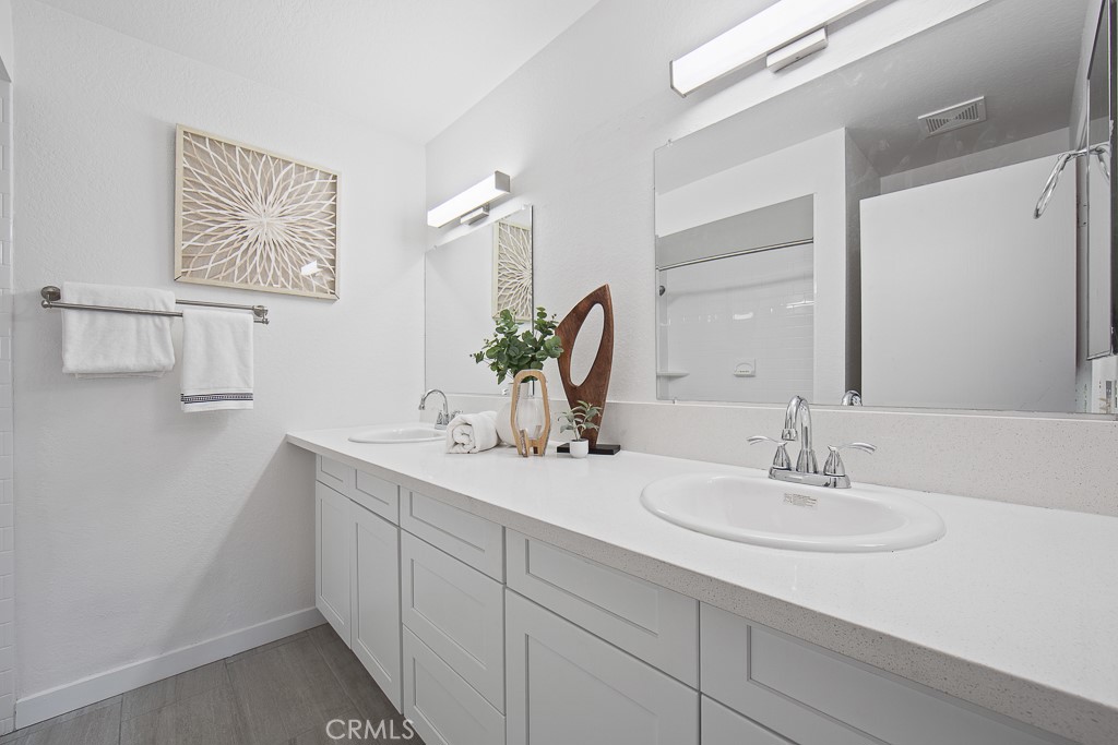 2599 Walnut Avenue 331