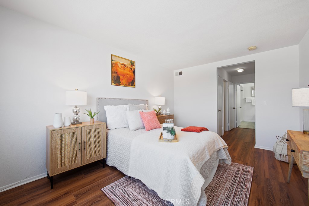 2599 Walnut Avenue 331