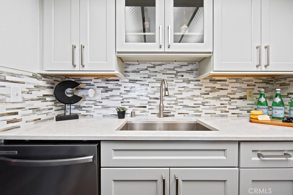 2599 Walnut Avenue 331
