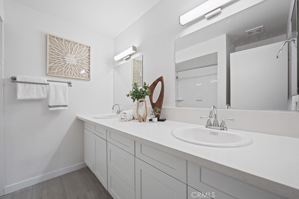 2599 Walnut Avenue 331