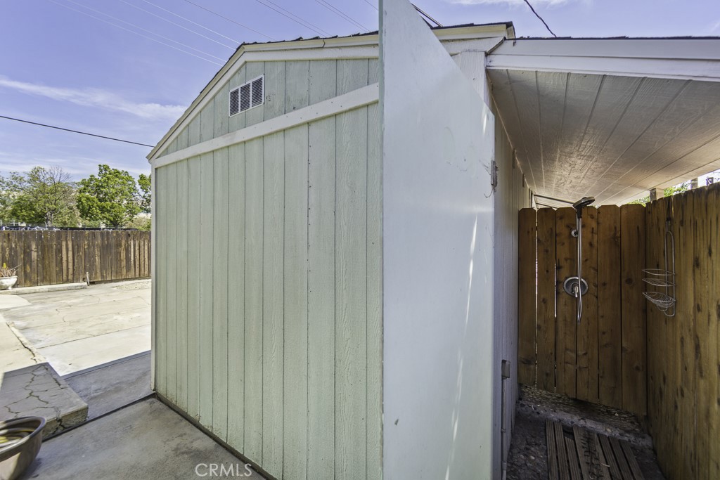 1832 N Brighton