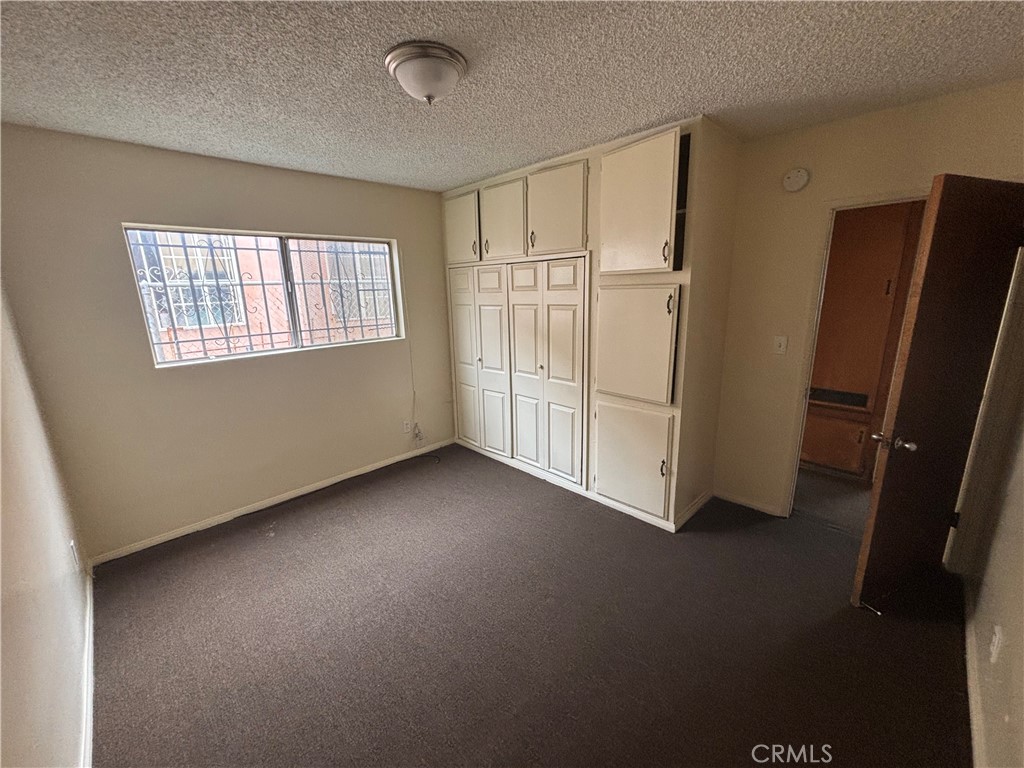 8866 S Wall St