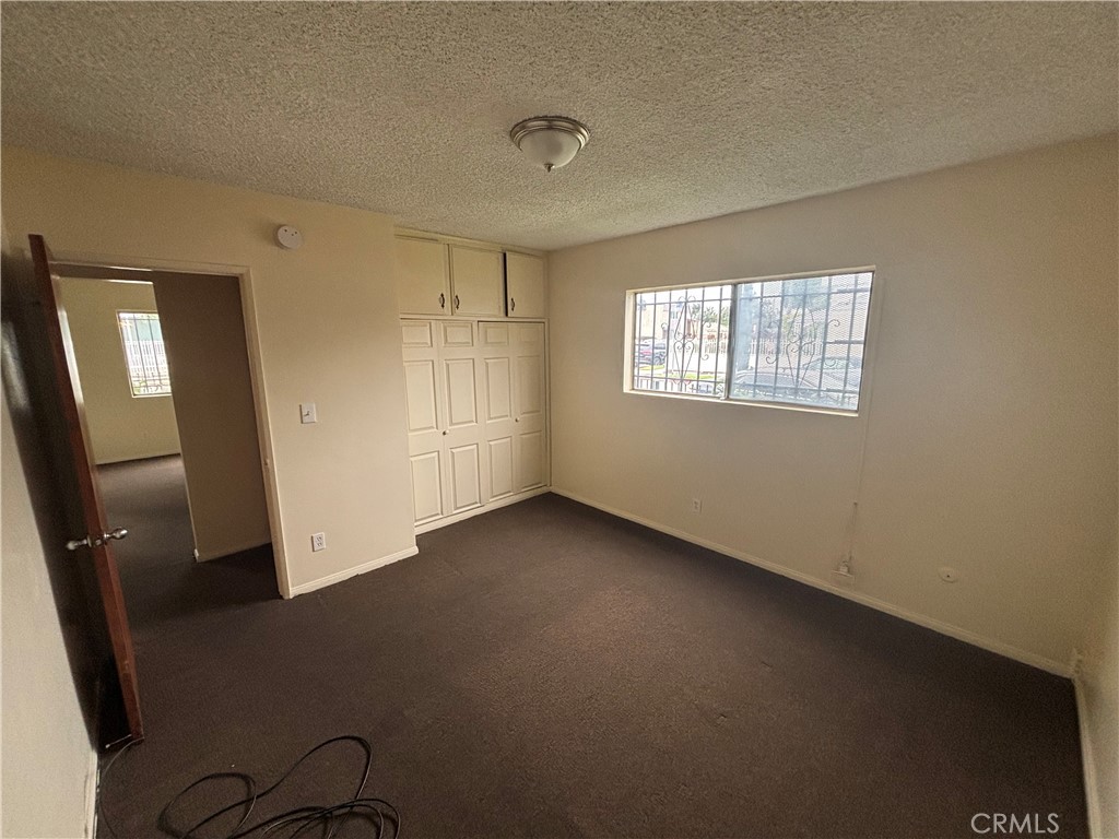 8866 S Wall St