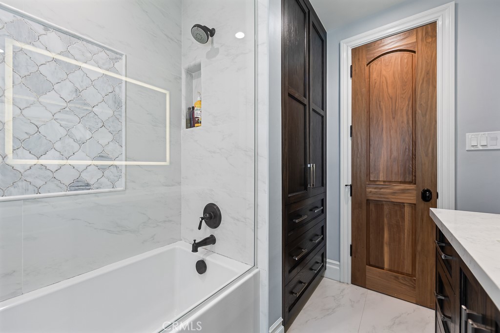 170 Saint Joseph