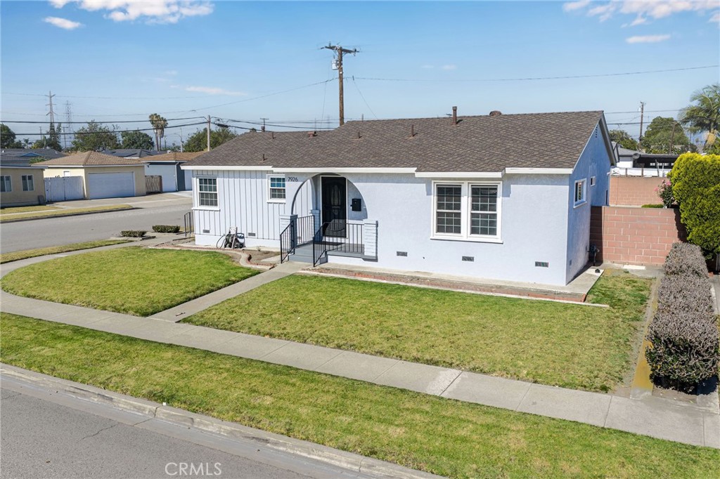 7926 La Carta Circle