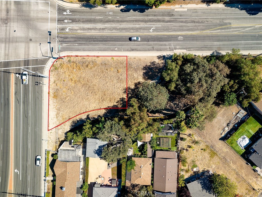 500 E Hillcrest