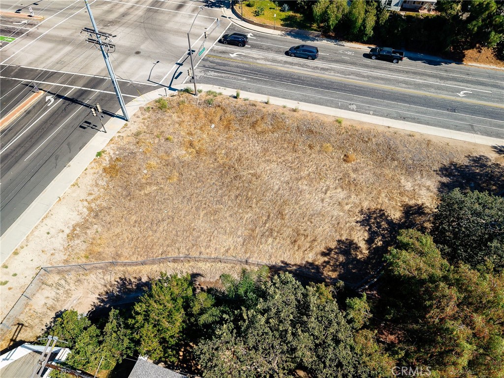 500 E Hillcrest