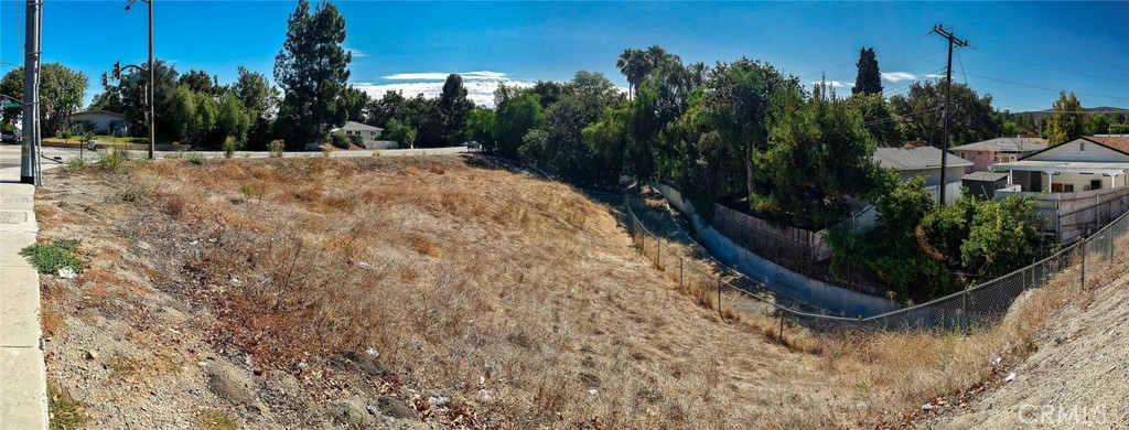 500 E Hillcrest