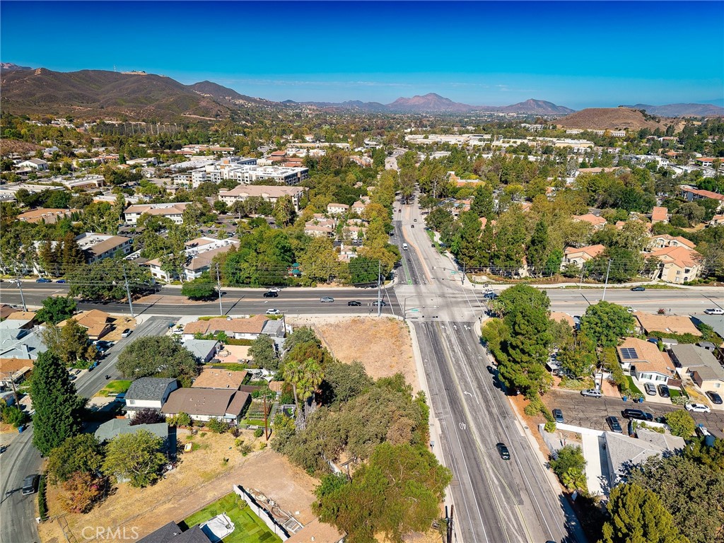 500 E Hillcrest