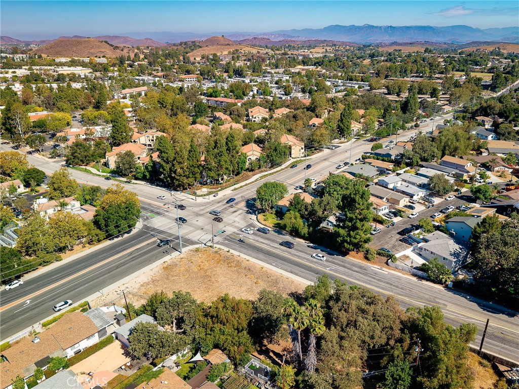 500 E Hillcrest