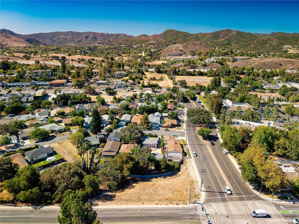 500 E Hillcrest