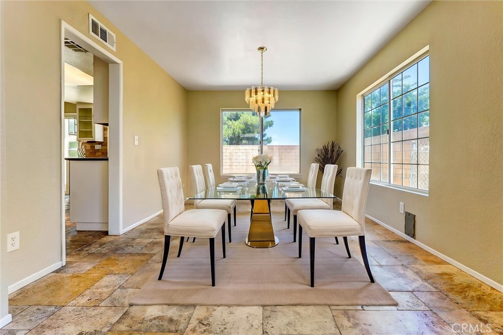 3121 Crowne Drive