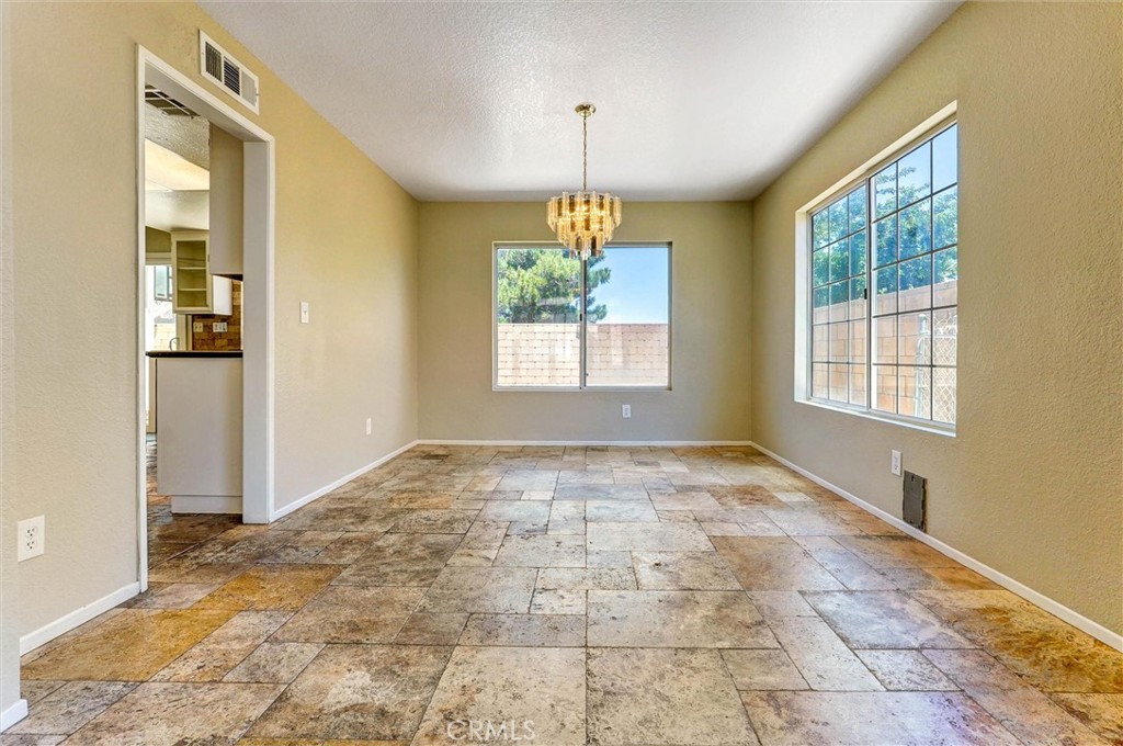 3121 Crowne Drive