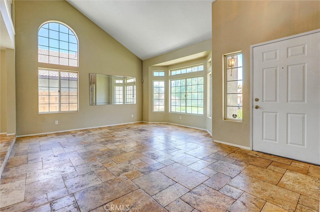 3121 Crowne Drive