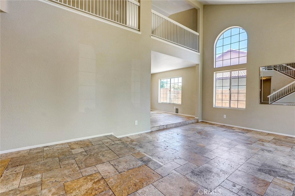 3121 Crowne Drive