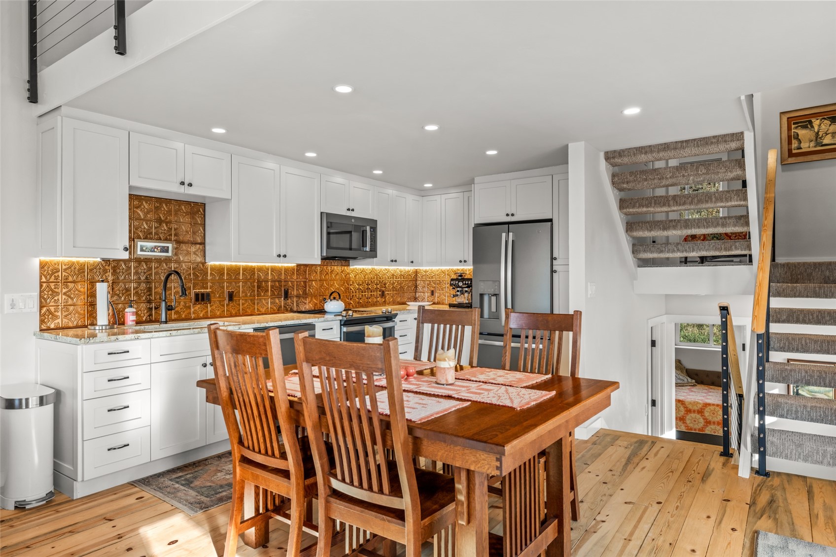 384 Old Fish Creek Falls ROAD 384