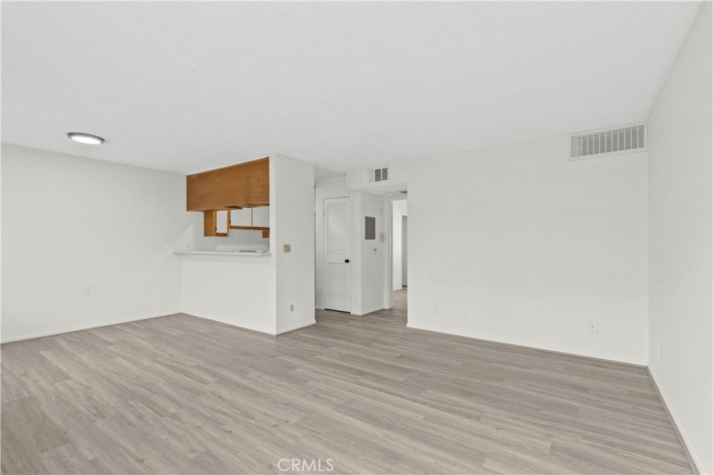 610 E Harvard Road 3