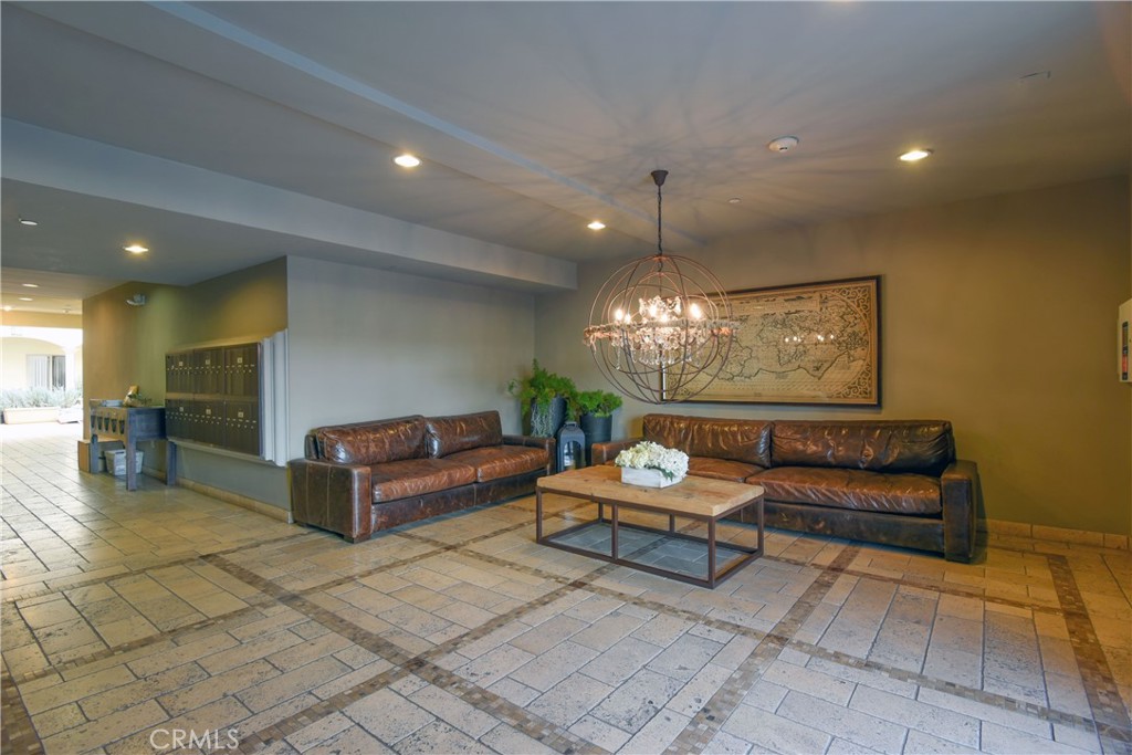 11848 Kiowa Avenue 104