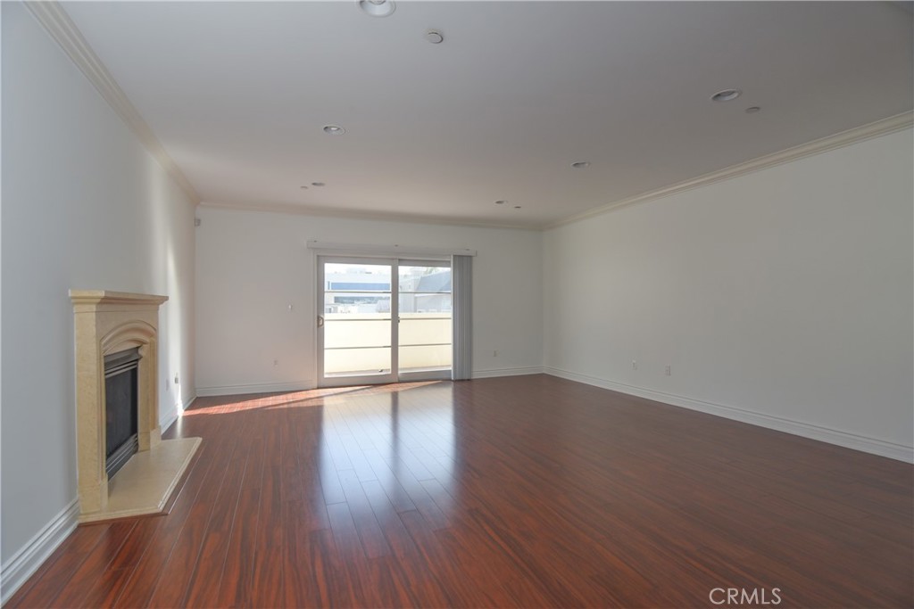 11848 Kiowa Avenue 104