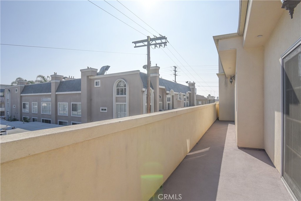 11848 Kiowa Avenue 104
