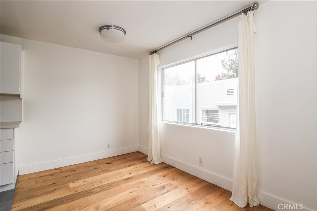 811 6th Street 204