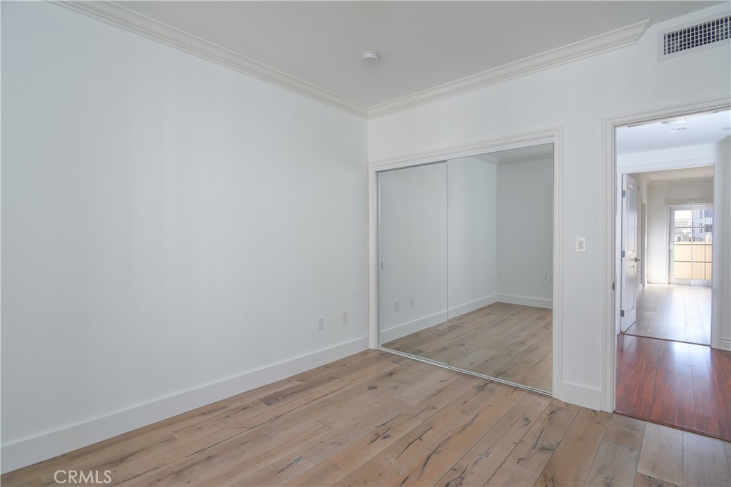 11848 Kiowa Avenue 302