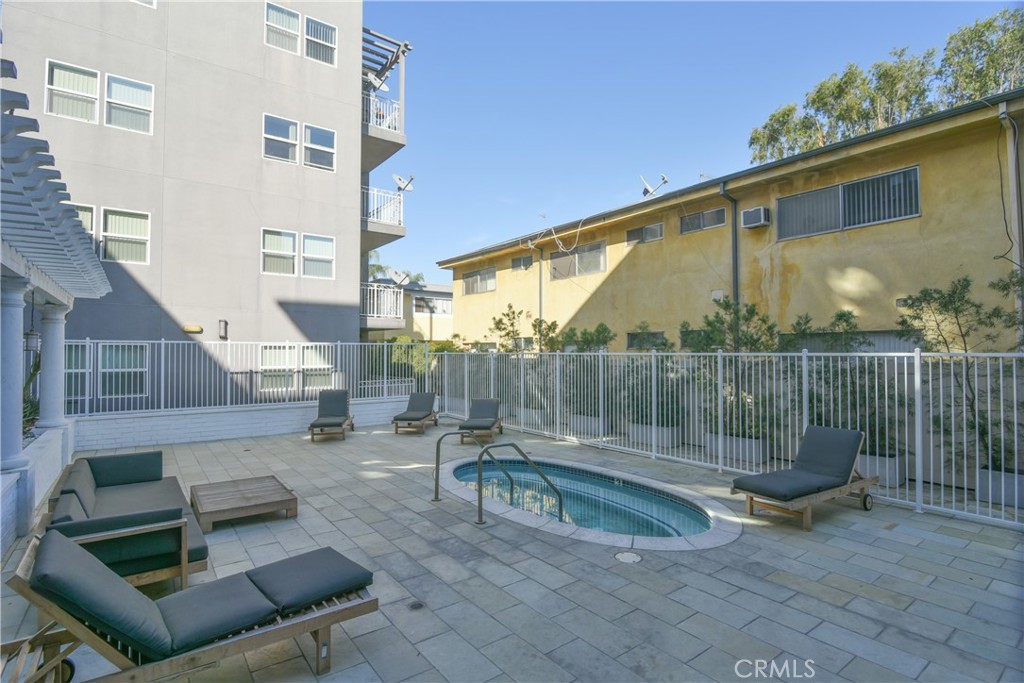 11925 KLING Street 409