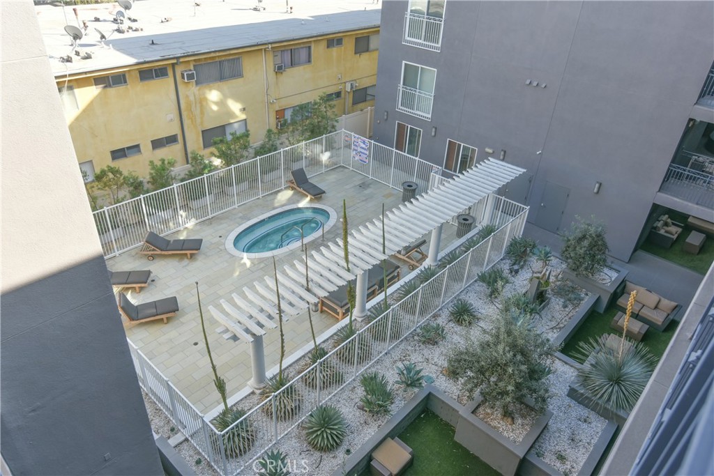 11925 KLING Street 409