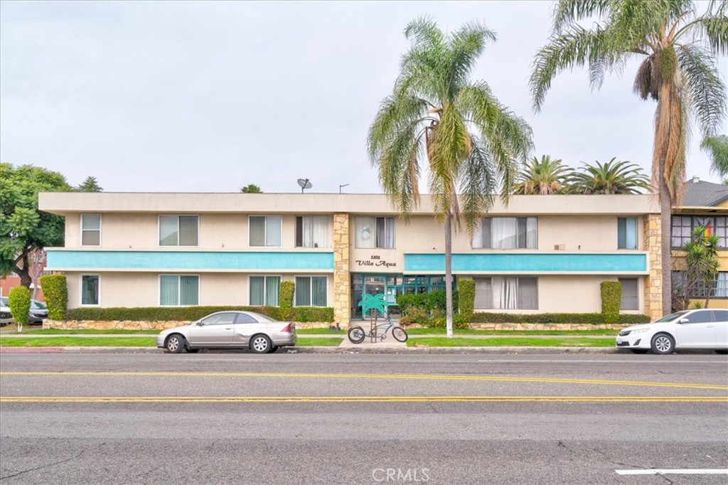 1101 E Ocean Boulevard 7