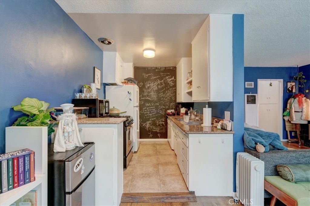 1101 E Ocean Boulevard 7