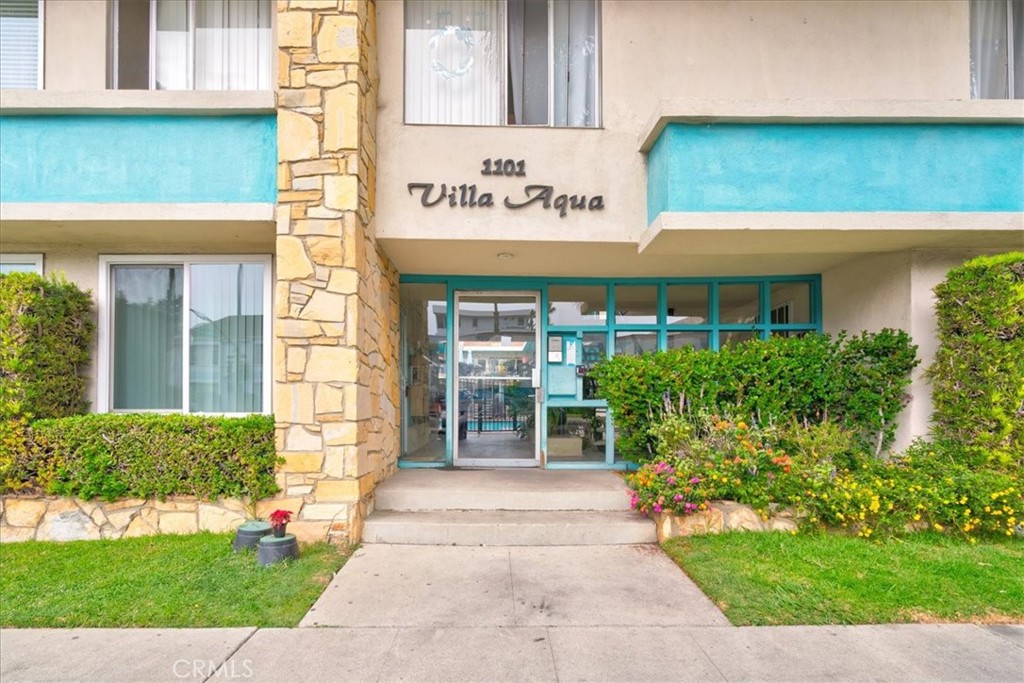 1101 E Ocean Boulevard 7