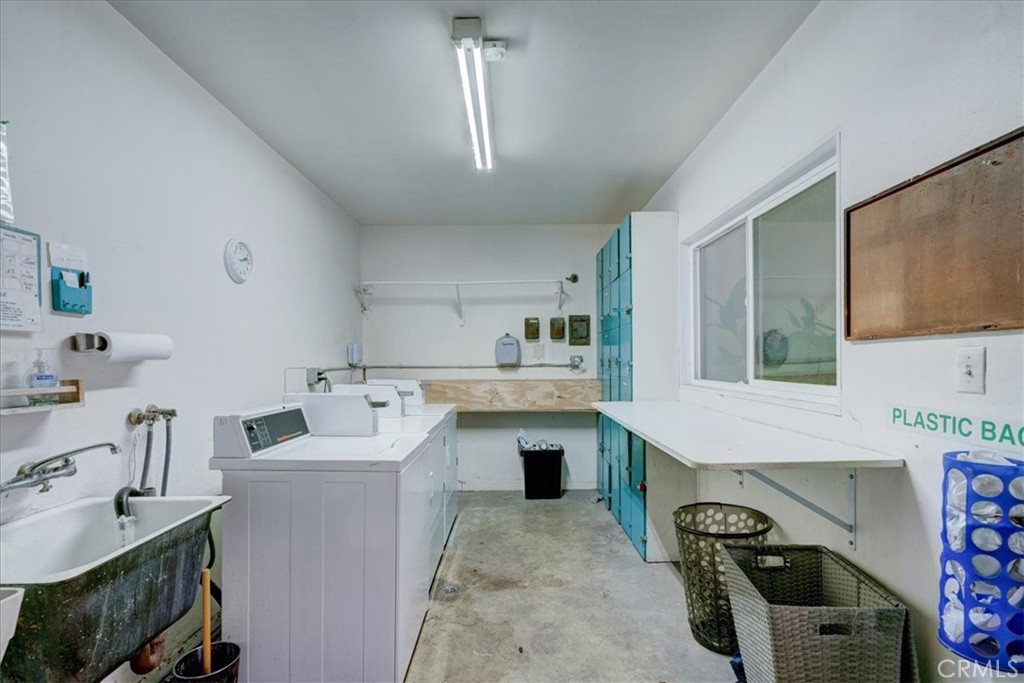 1101 E Ocean Boulevard 7