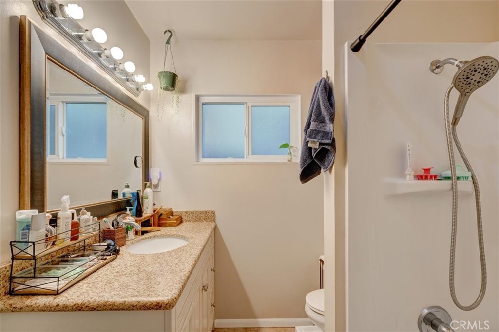 1101 E Ocean Boulevard 7