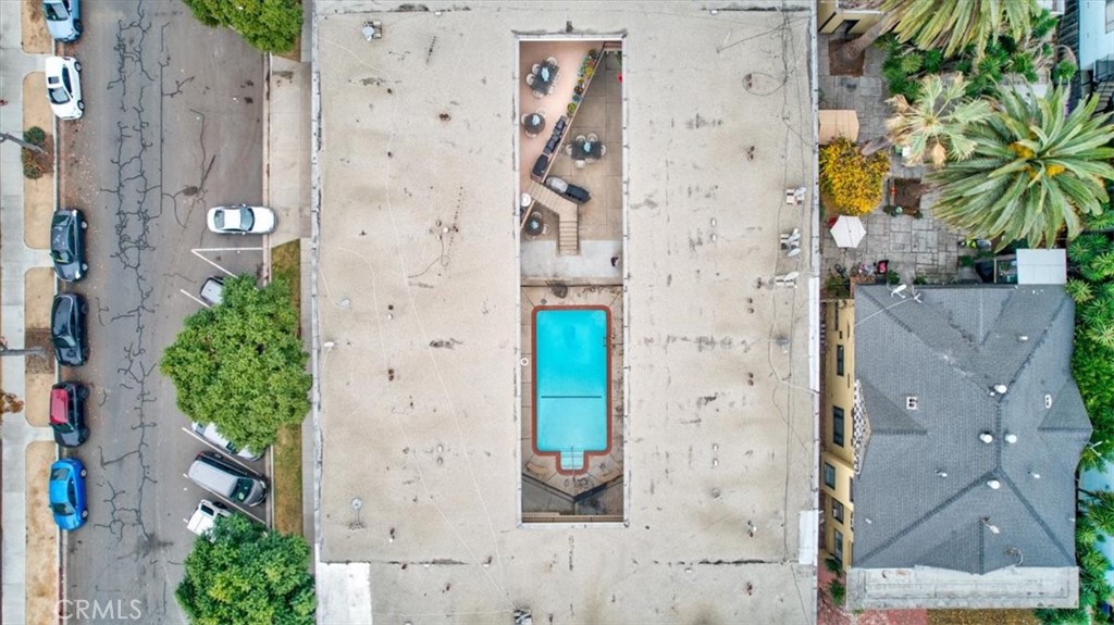 1101 E Ocean Boulevard 7