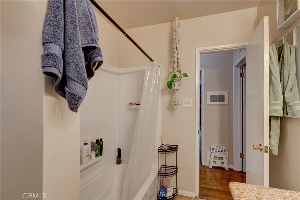 1101 E Ocean Boulevard 7