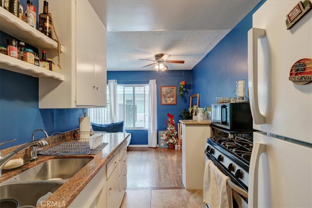 1101 E Ocean Boulevard 7