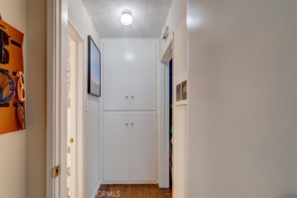 1101 E Ocean Boulevard 7