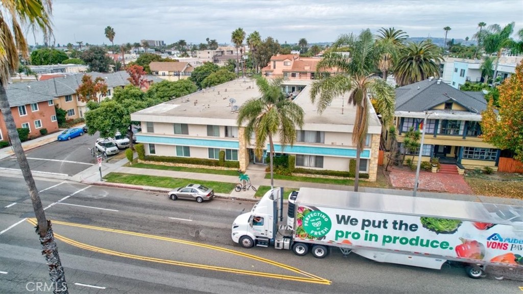 1101 E Ocean Boulevard 7