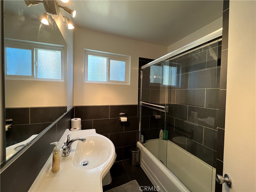 1114 6th Street 9