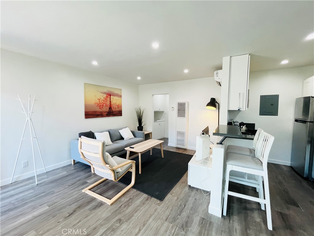 3864 Inglewood Boulevard 2