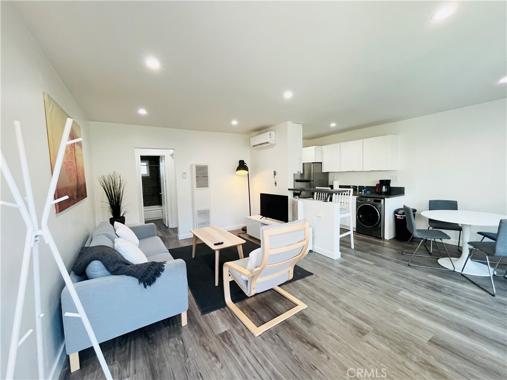 3864 Inglewood Boulevard 2