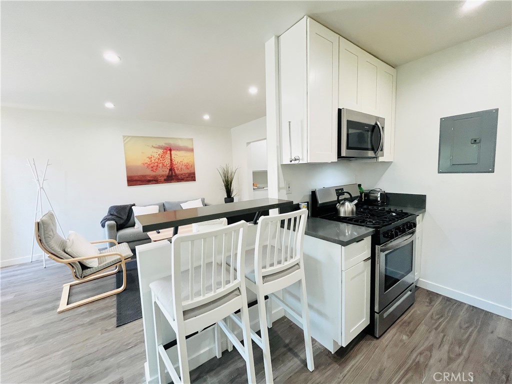 3864 Inglewood Boulevard 2