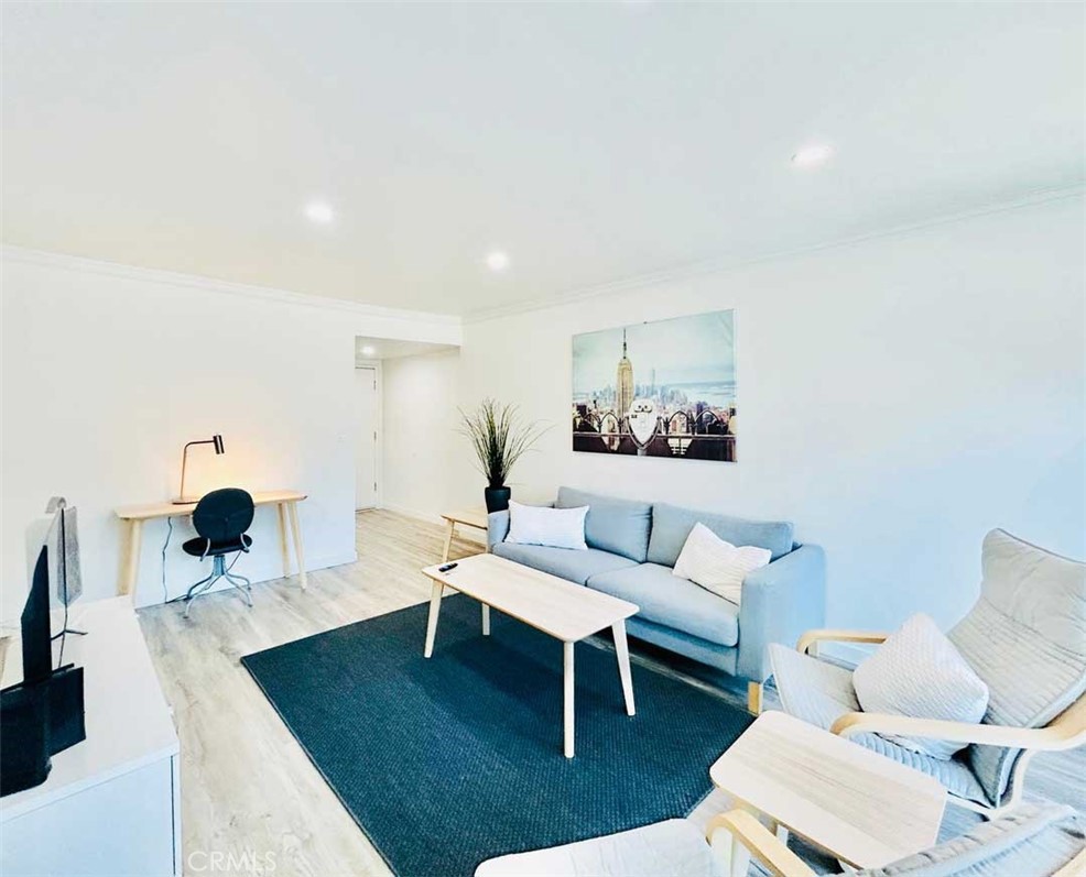 11825 National Boulevard 4