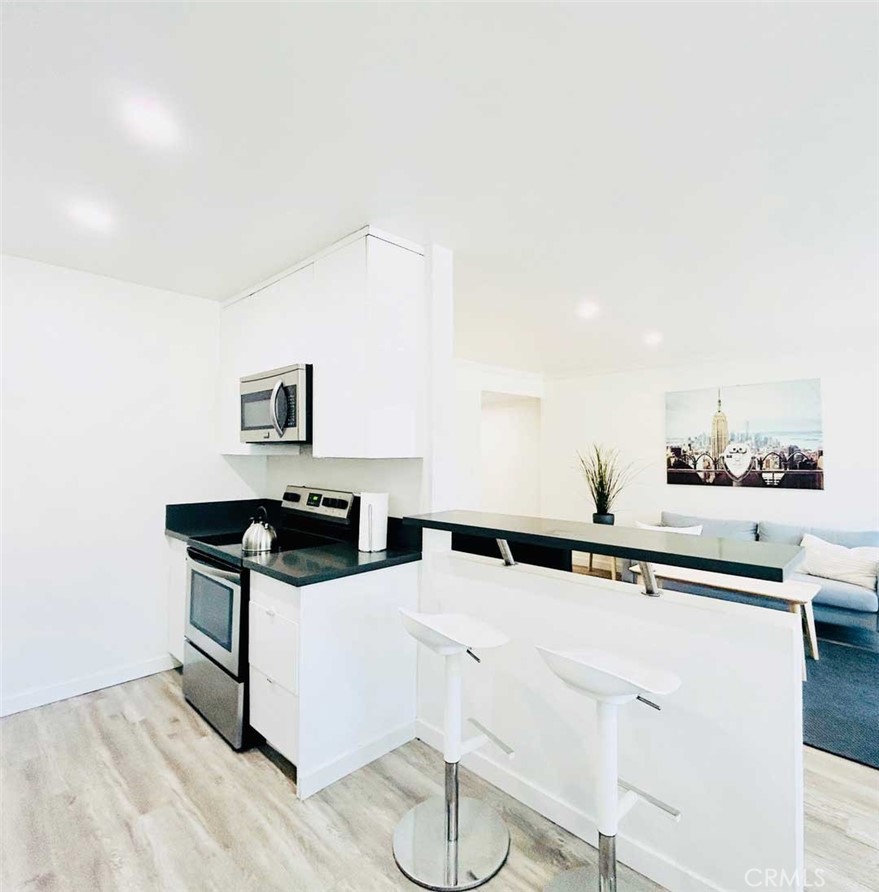 11825 National Boulevard 4