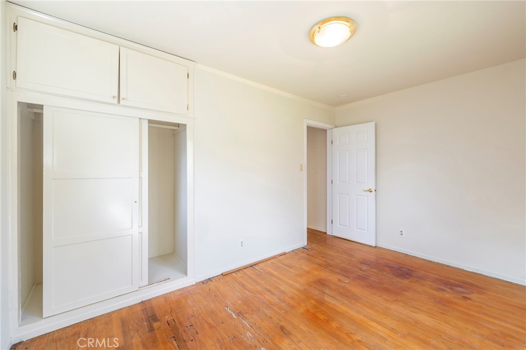 5105 W Carson Street