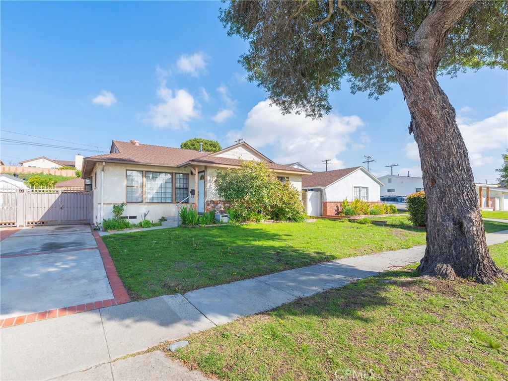 5105 W Carson Street