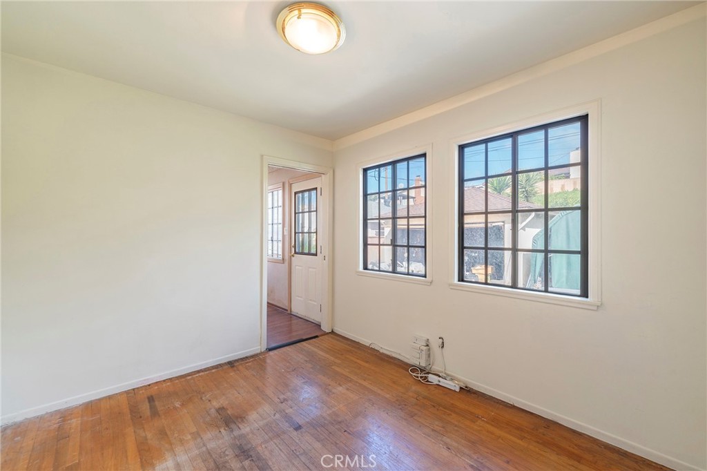 5105 W Carson Street